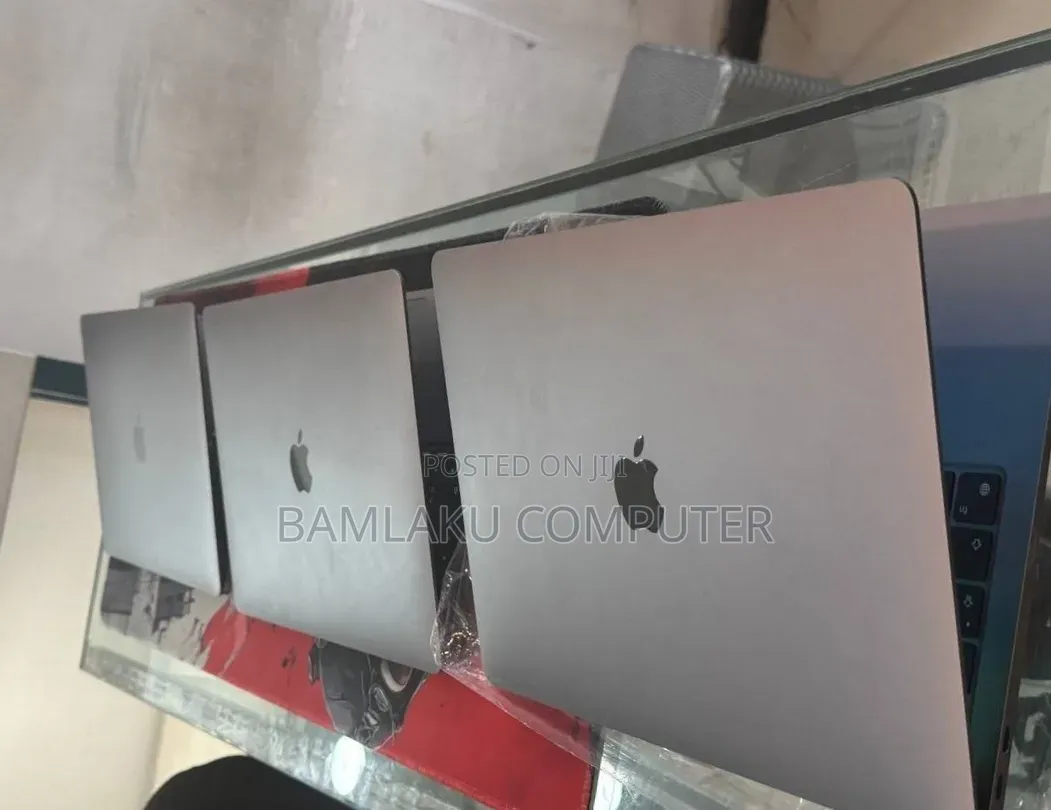 New Laptop Apple MacBook Air 2020 M1 8GB Apple M1 SSD 256GB