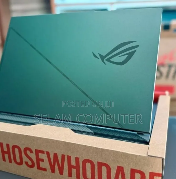 New Laptop Asus ROG Strix G16 G614 16GB Intel Core i7 SSD 1T