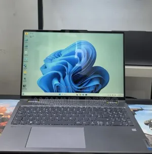 New Laptop Lenovo Legion 5 16GB AMD Ryzen 7 SSD 512GB