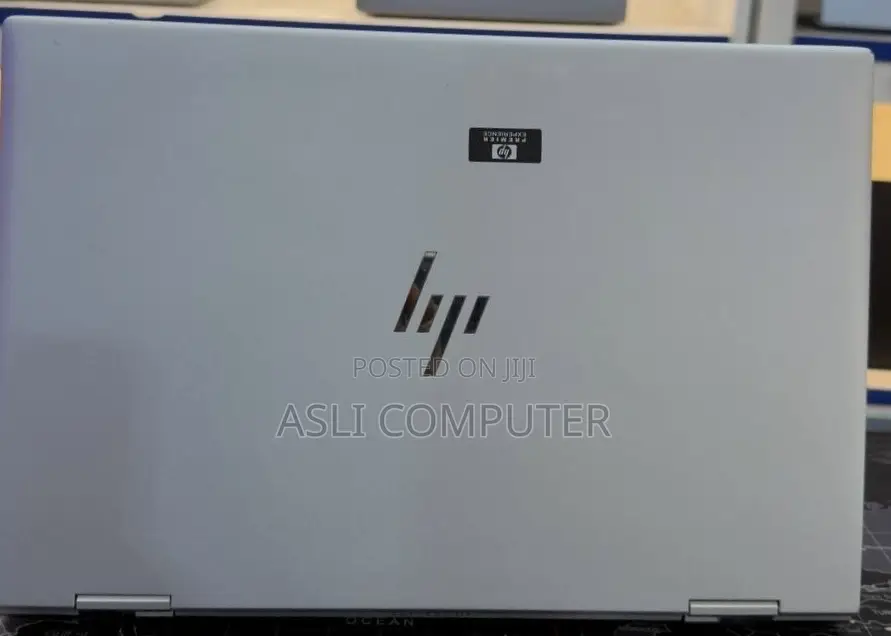New Laptop HP EliteBook 830 G8 16GB Intel Core i7 SSD 512GB