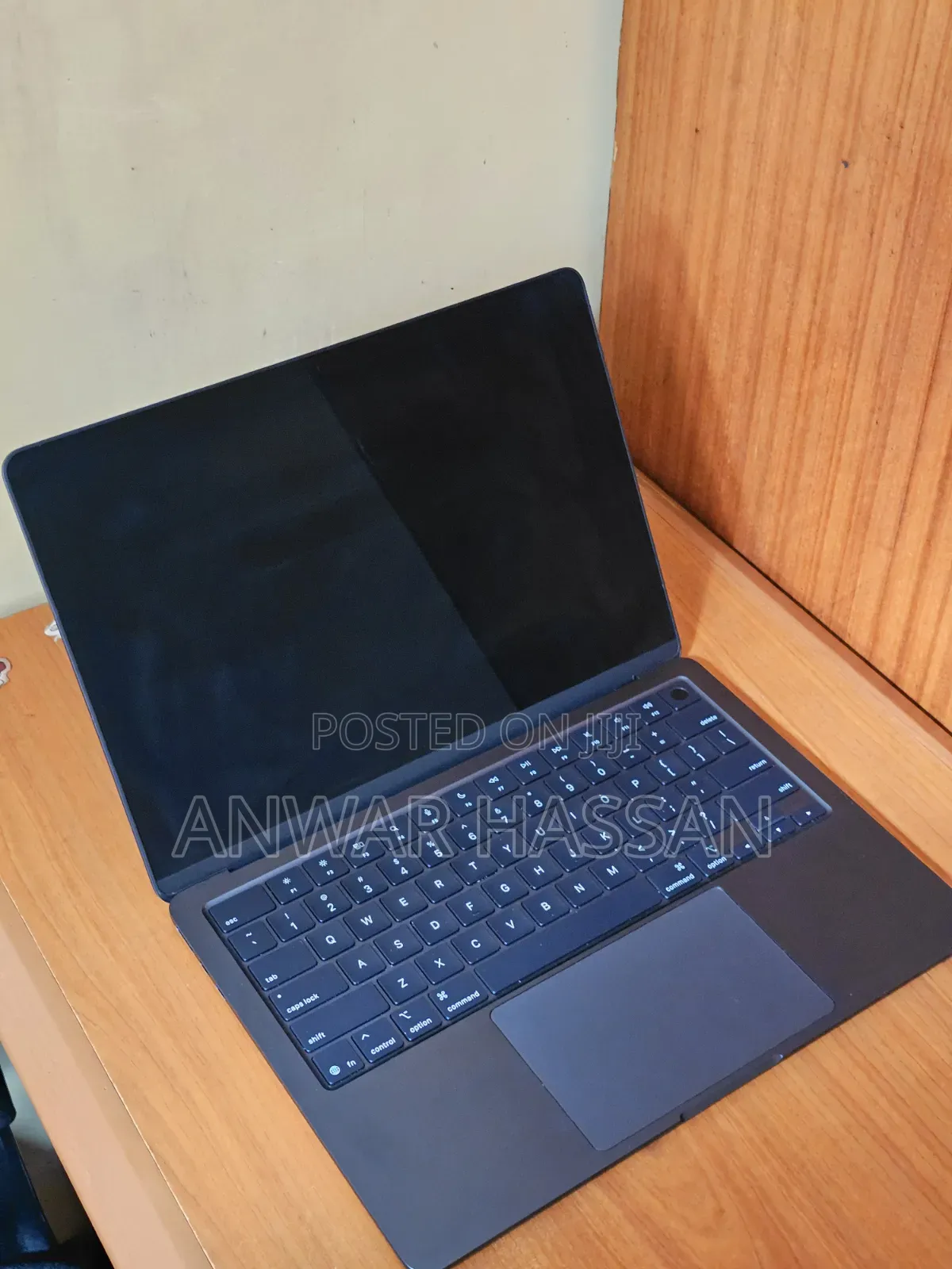 New Laptop Apple MacBook Air 2025 M4 16GB Apple M4 SSD 256GB