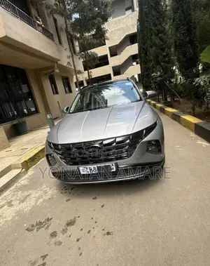 Hyundai Tucson 2022 Silver