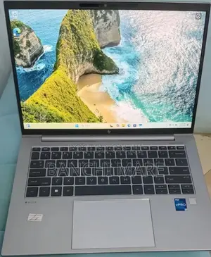 New Laptop HP EliteBook 840 G9 16GB Intel Core i7 SSD 512GB
