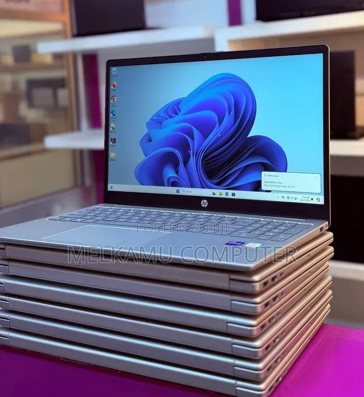 New Laptop HP Stream Notebook 16GB Intel Core i7 SSD 1T