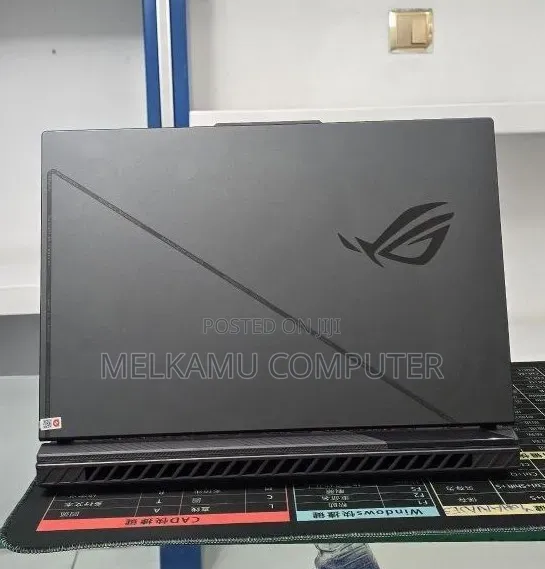 New Laptop Asus ROG Strix G16 16GB Intel Core i9 SSD 1T