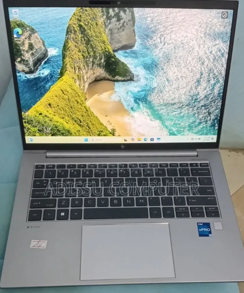 New Laptop HP ZBook 14 16GB Intel Core i7 SSD 512GB