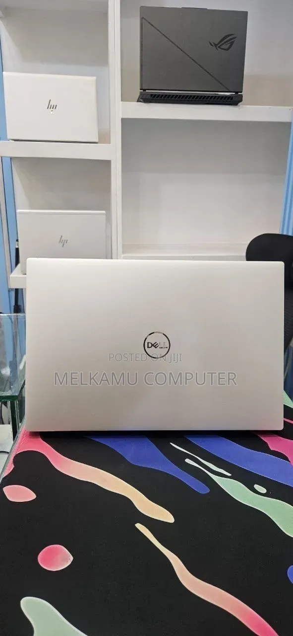 New Laptop Dell XPS 15 7590 16GB Intel Core i7 SSD 512GB