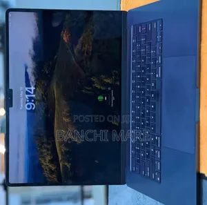 New Laptop Apple MacBook Air 2024 M3 16GB Apple M3 SSD 256GB