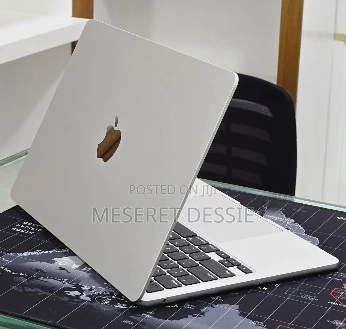 New Laptop Apple MacBook Air 2018 8GB Apple M2 SSD 256GB