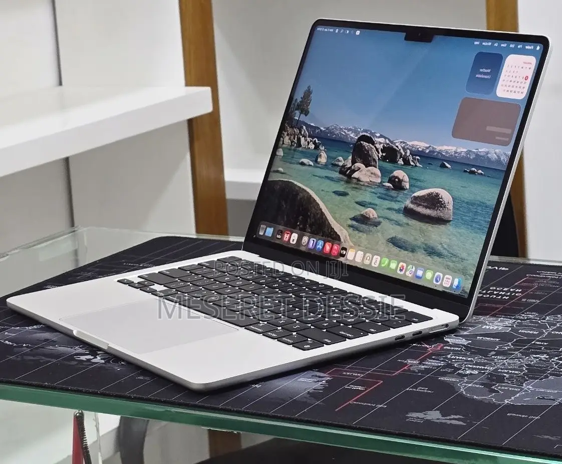 New Laptop Apple MacBook Air 2018 8GB Apple M2 SSD 256GB