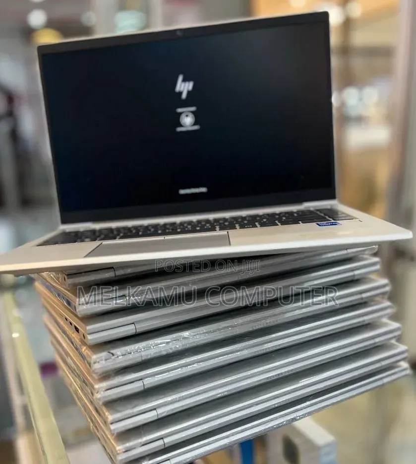 New Laptop HP EliteBook 840 G8 16GB Intel Core i5 SSD 512GB