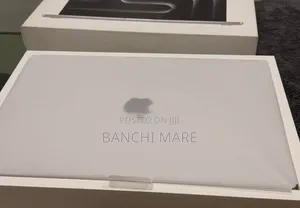 New Laptop Apple MacBook Pro 2023 M3 36GB Apple M3 Pro SSD 512GB