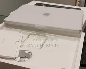 New Laptop Apple MacBook Pro 2023 M3 36GB Apple M3 Pro SSD 512GB