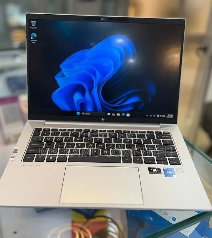 New Laptop HP EliteBook 840 G9 16GB Intel Core i5 SSD 512GB