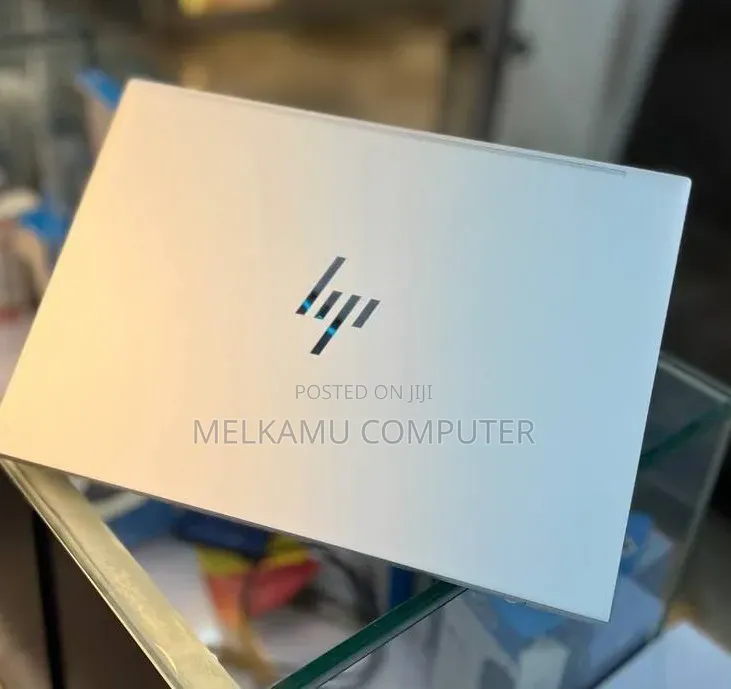 New Laptop HP EliteBook 840 G9 16GB Intel Core i5 SSD 512GB