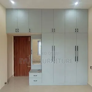 Closet/ቁምሣጥን በፈለጉት አማራጭ እና Designe እንሰራለን