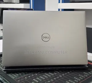 New Laptop Dell Precision 5560 16GB Intel Core i7 SSD 512GB