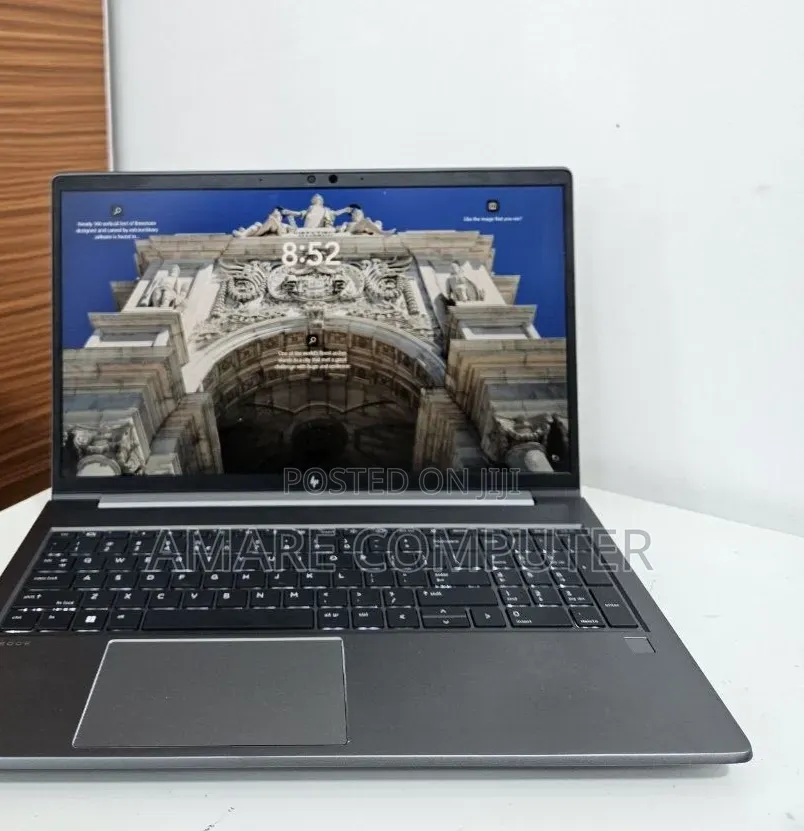New Laptop HP ZBook Power G9 i7 16GB Intel Core i7 SSD 1T