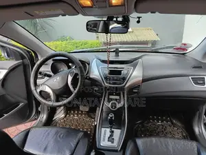 Hyundai Avante 2013 Gray