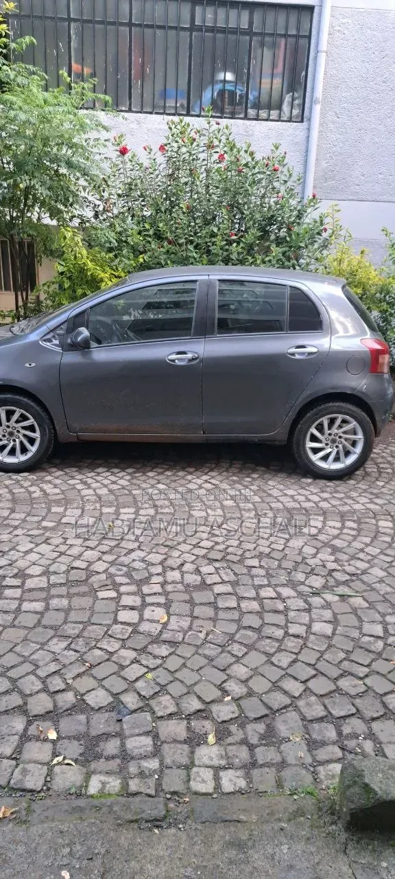 Toyota Yaris 2007 Black
