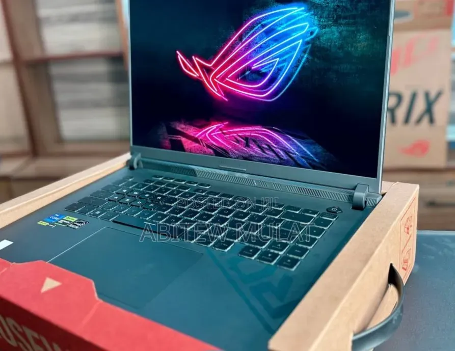 New Laptop Asus ROG Strix G16 G614 16GB Intel Core i7 SSD 1T