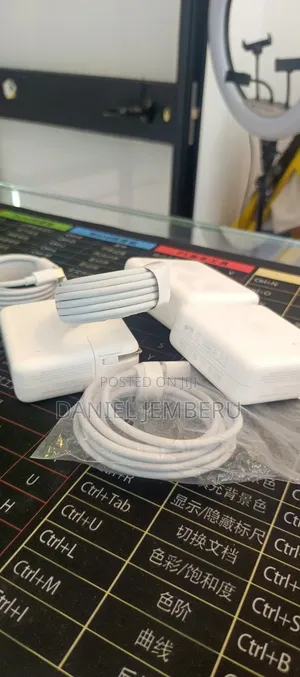 Mac C Type Charger