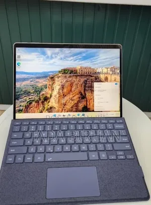 New Laptop Microsoft Surface 16GB Intel Core i7 SSD 512GB
