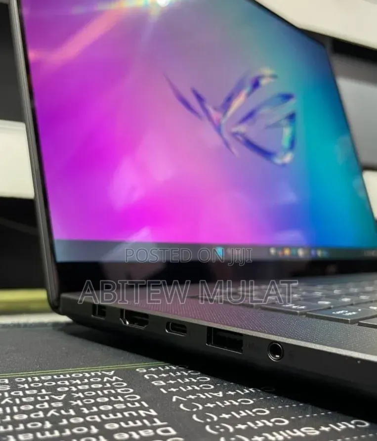New Laptop Asus ROG Zephyrus G15 32GB Intel Core Ultra 9 SSD 1T