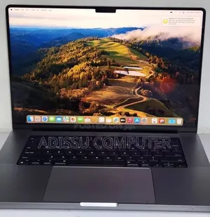 New Laptop Apple MacBook Pro 2019 32GB Apple M1 SSD 512GB