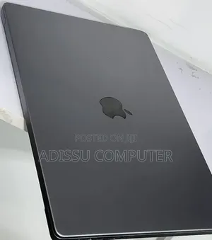 New Laptop Apple MacBook Pro 2019 32GB Apple M1 SSD 512GB