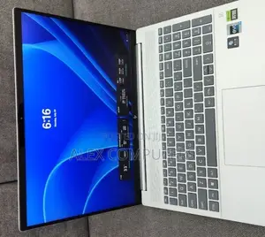 New Laptop HP Pavilion 15 2GB Intel Core i7 SSD 1T