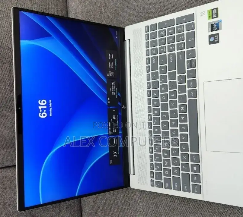 New Laptop HP Pavilion 15 2GB Intel Core i7 SSD 1T
