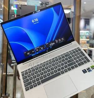 New Laptop HP Pavilion 15 2GB Intel Core i7 SSD 1T