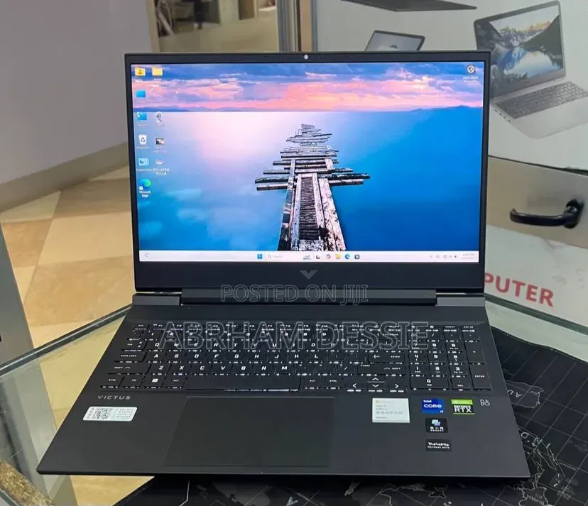 New Laptop HP 16GB Intel Core i7 SSD 512GB