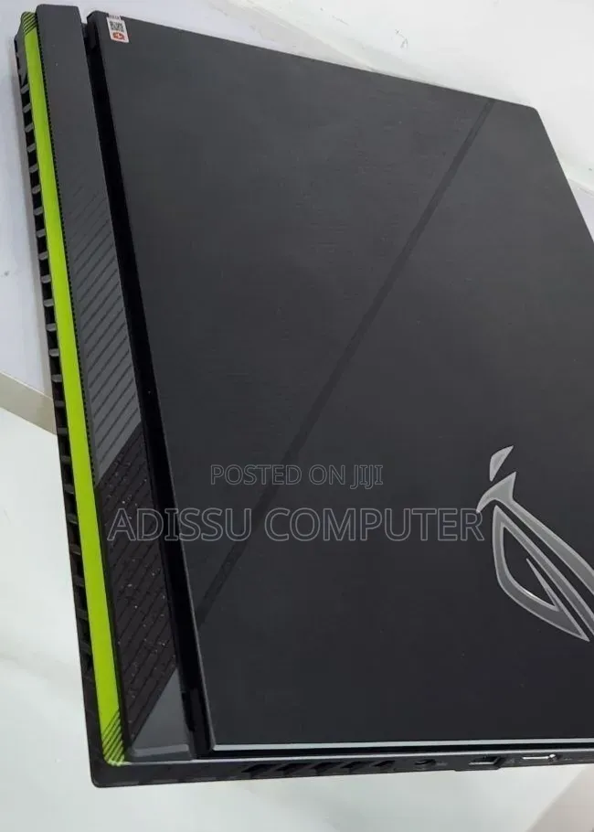 New Laptop Asus ROG Strix SCAR II 16GB Intel Core i9 SSD 1T