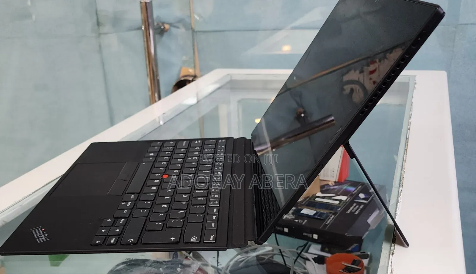 New Laptop Lenovo 8GB Intel Core i5 SSD 256GB