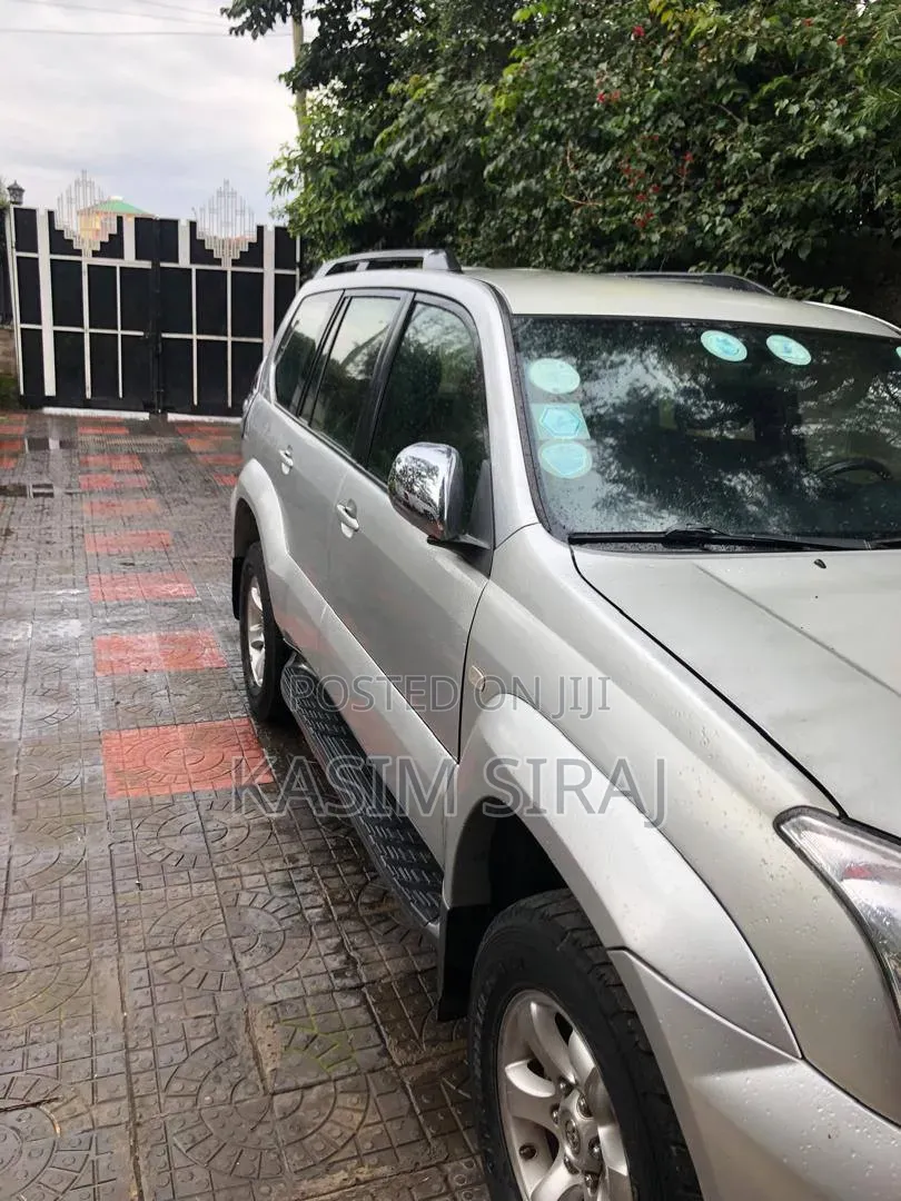 Toyota Land Cruiser Prado 2008 Silver