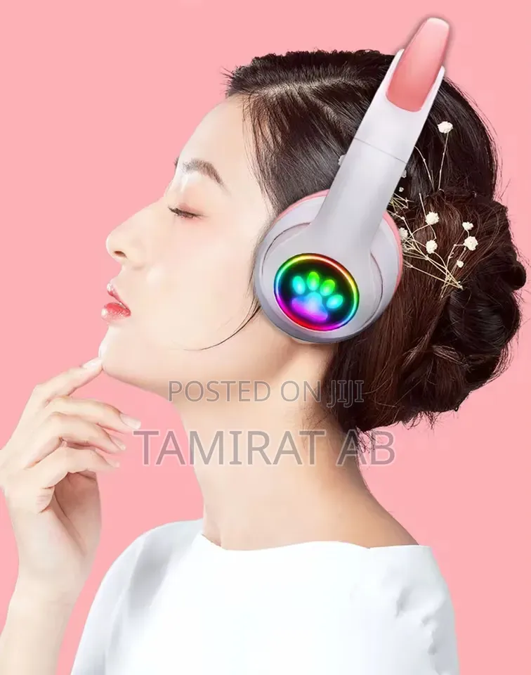 Cats Wireless Headphone With RGB Led Light, Microphone Tf Card Slot