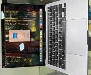 New Laptop Apple MacBook Pro 2020 M1 8GB Apple M1 SSD 256GB