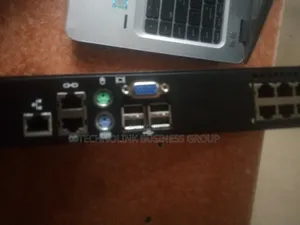 IBM Local 1x8 Console Manager (LCM8) KVM Switch - 8 Port