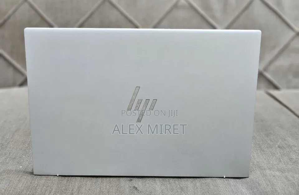 New Laptop HP EliteBook 840 G10 16GB Intel Core i7 SSD 512GB