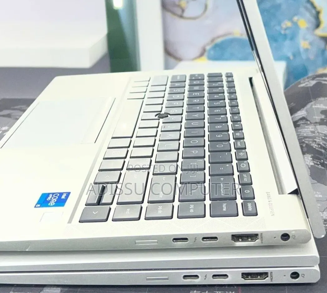 New Laptop HP EliteBook 840 G8 16GB Intel Core i5 SSD 512GB