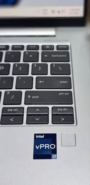New Laptop HP EliteBook 840 G9 16GB Intel Core i7 SSD 512GB