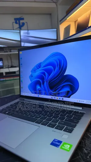 New Laptop HP ZBook 14 16GB Intel Core i7 SSD 512GB