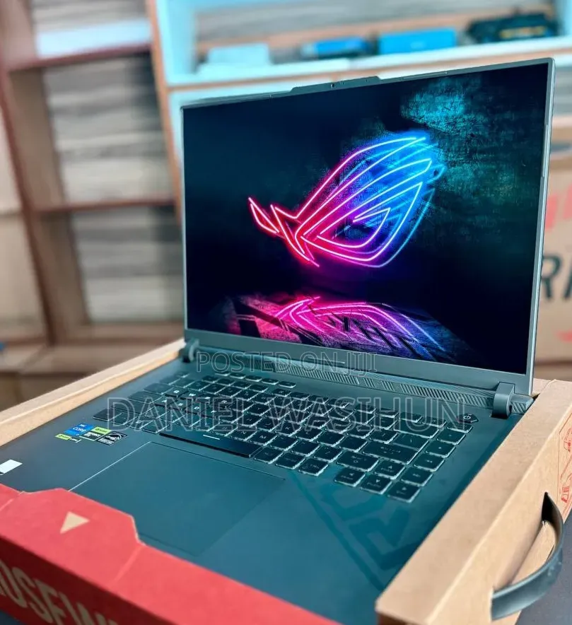 New Laptop Asus ROG Strix G16 G614 16GB Intel Core i7 SSD 1T