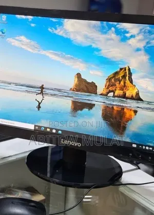 New Desktop Computer Lenovo ideacentre 720 8GB Intel Core i5 HDD 1T
