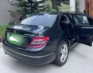 Mercedes-Benz C180 2008 Black