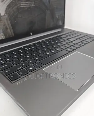 New Laptop HP ZBook Power G9 i7 16GB Intel Core i7 SSD 1T