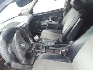 BMW 5 Series 528i 1998 Black