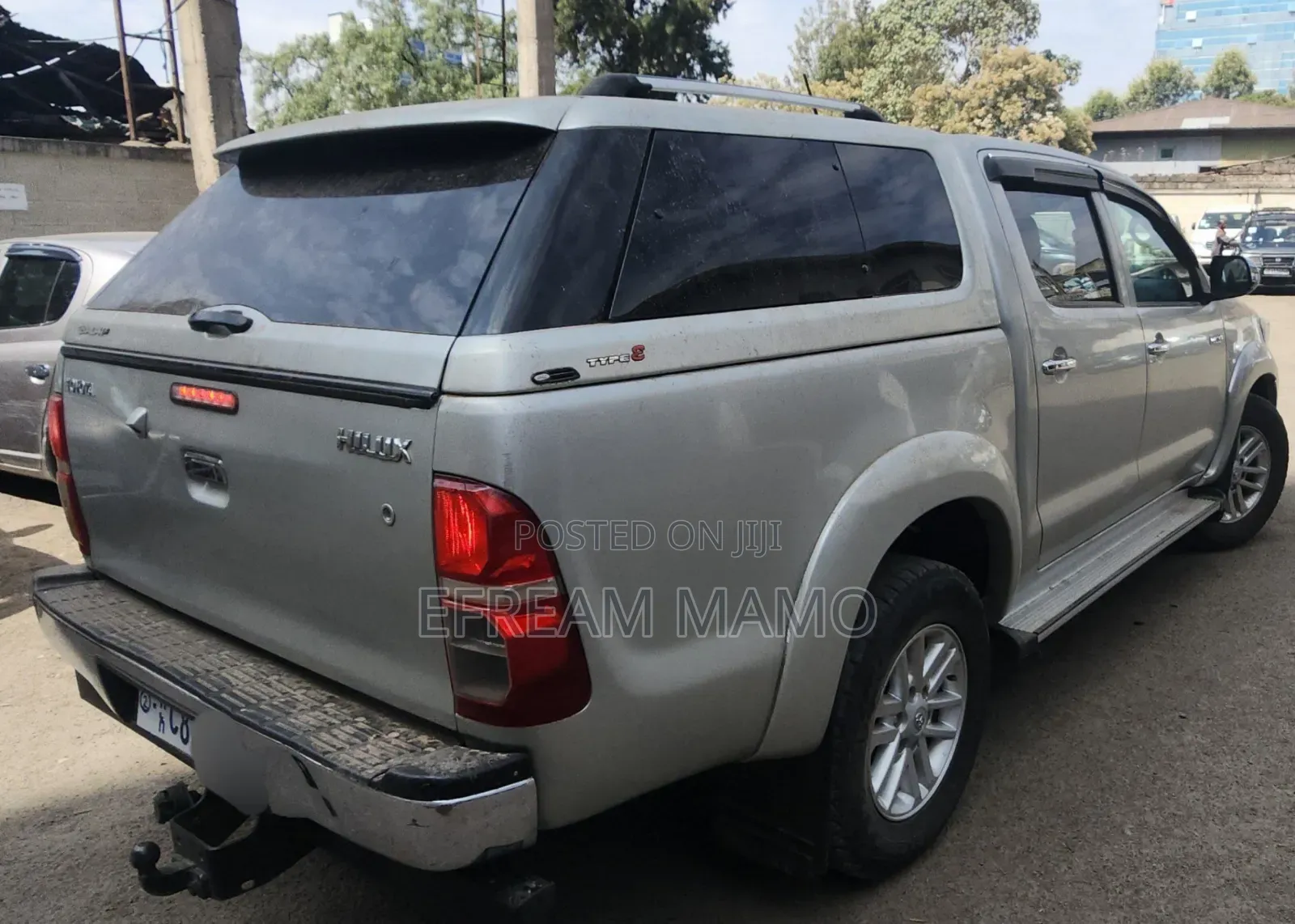 Toyota Hilux 2012 Gold